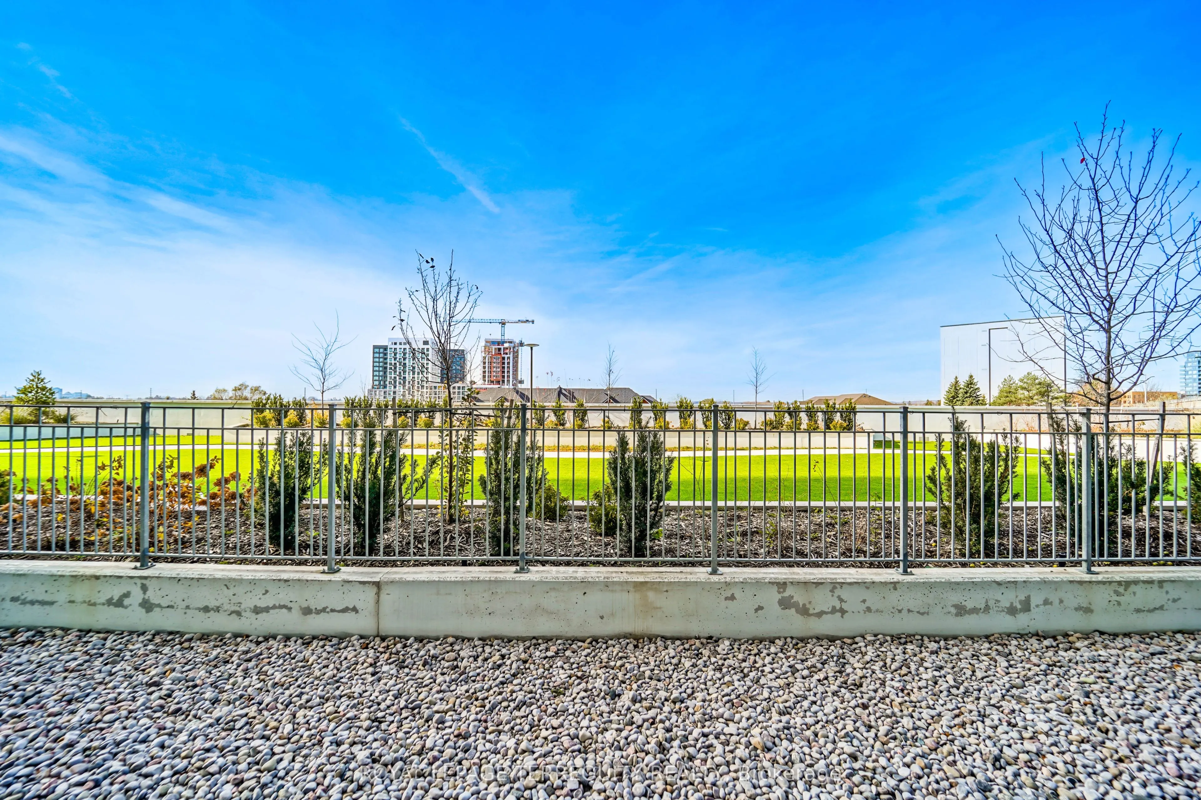 85 Oneida Crescent