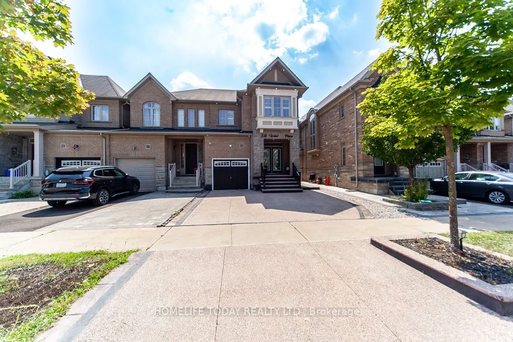 238 Wardlaw Place