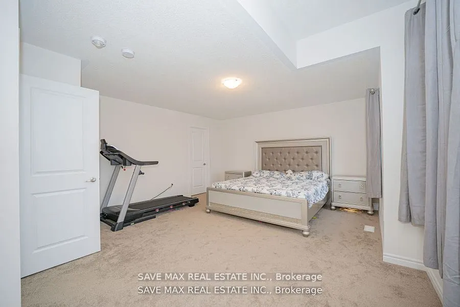 1615 CORSAL Court