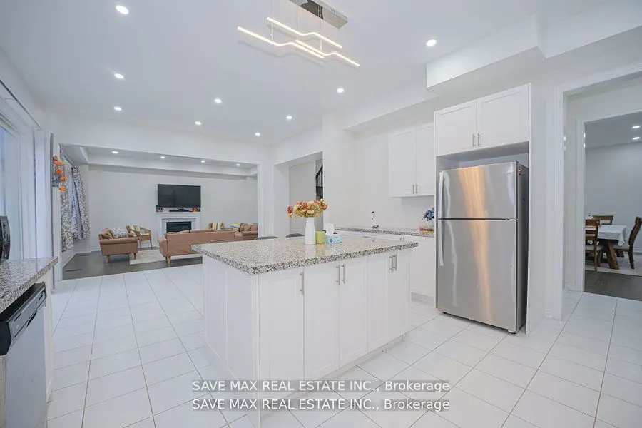 1615 CORSAL Court