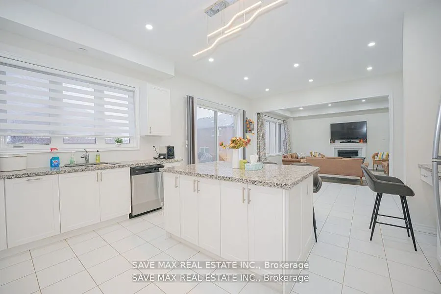 1615 CORSAL Court