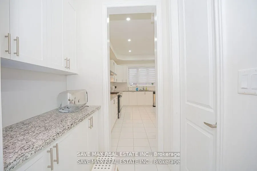 1615 CORSAL Court