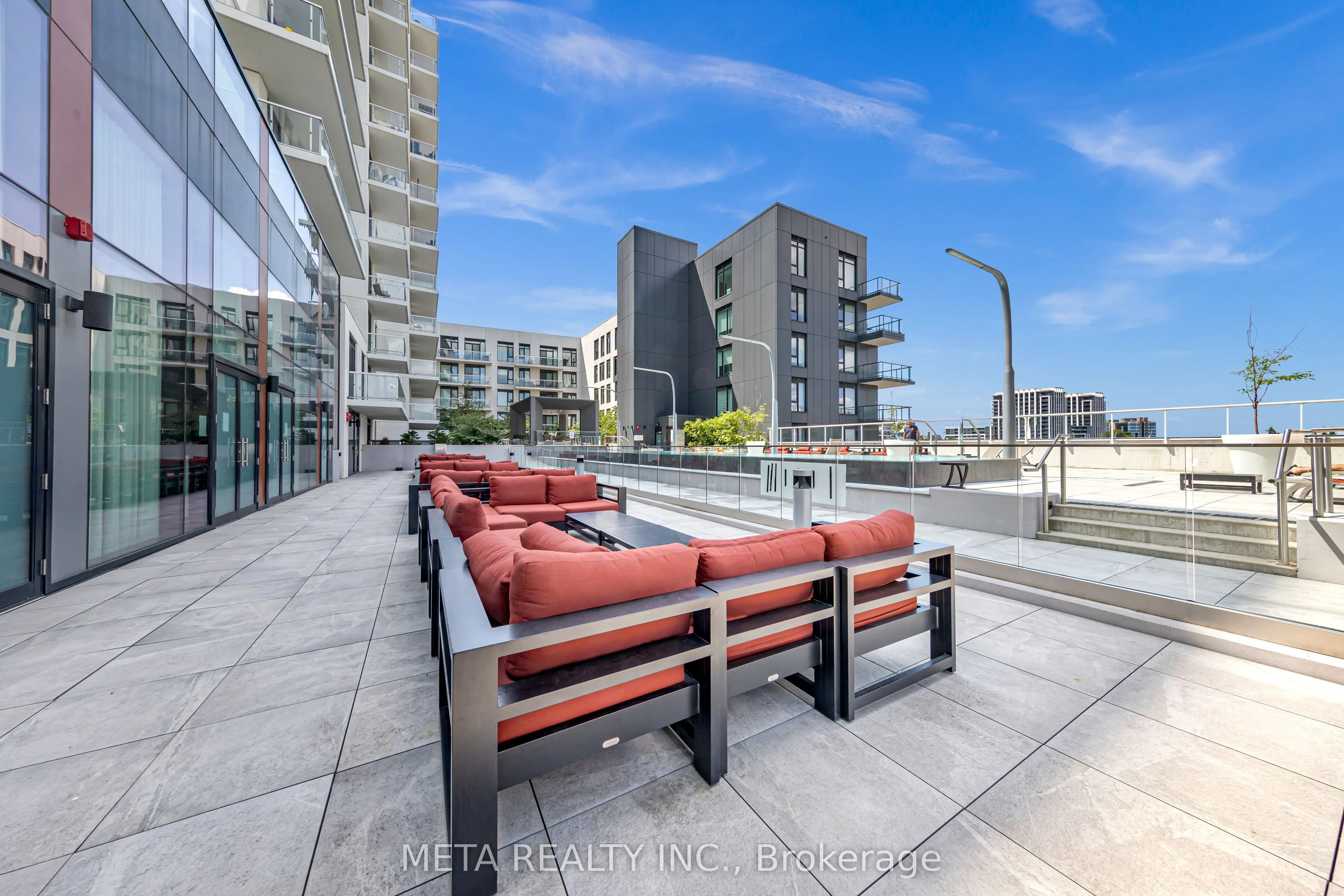 8 Rouge Valley Drive W, #408