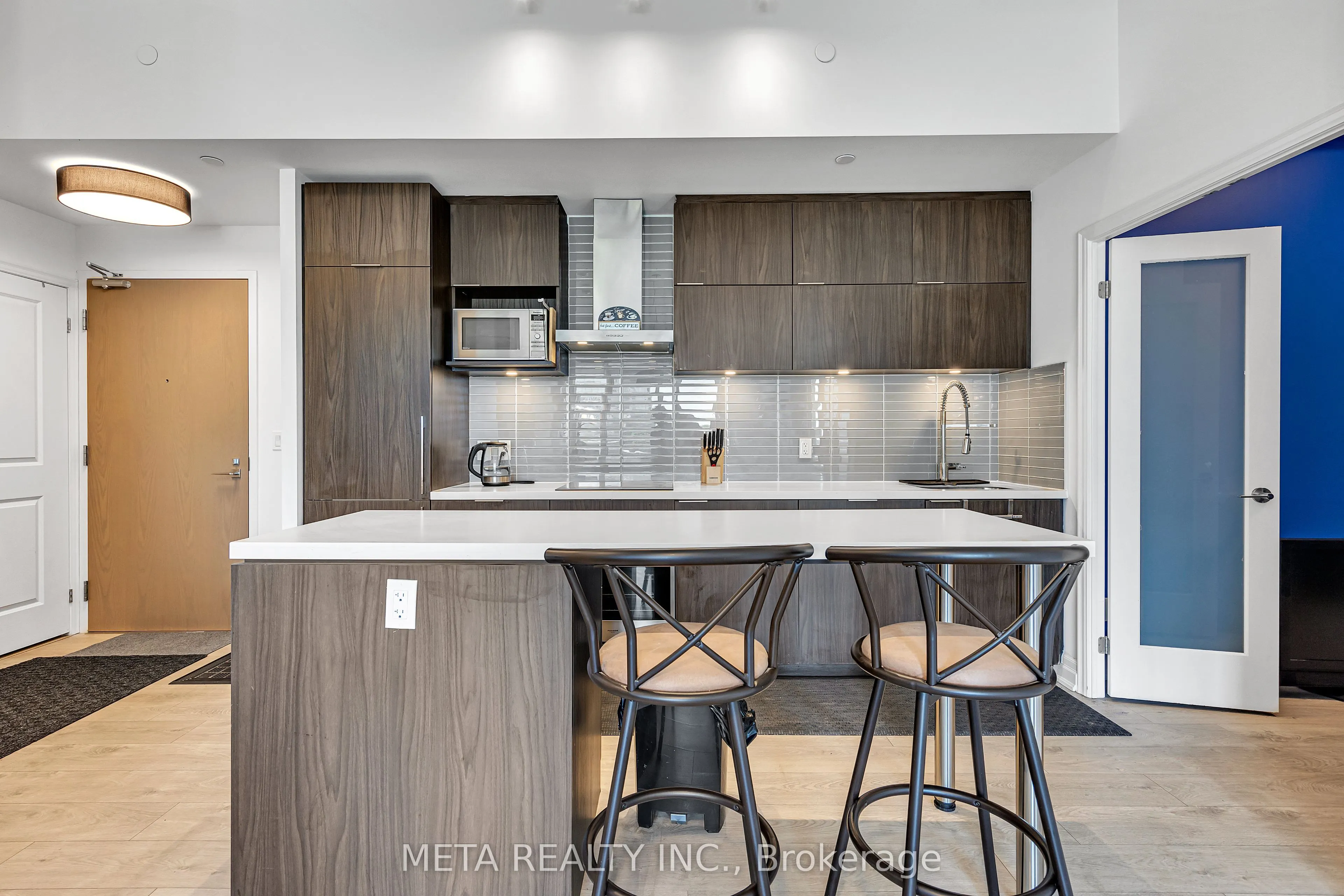 8 Rouge Valley Drive W, #408