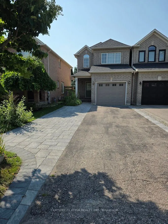 25 Long Point Drive E