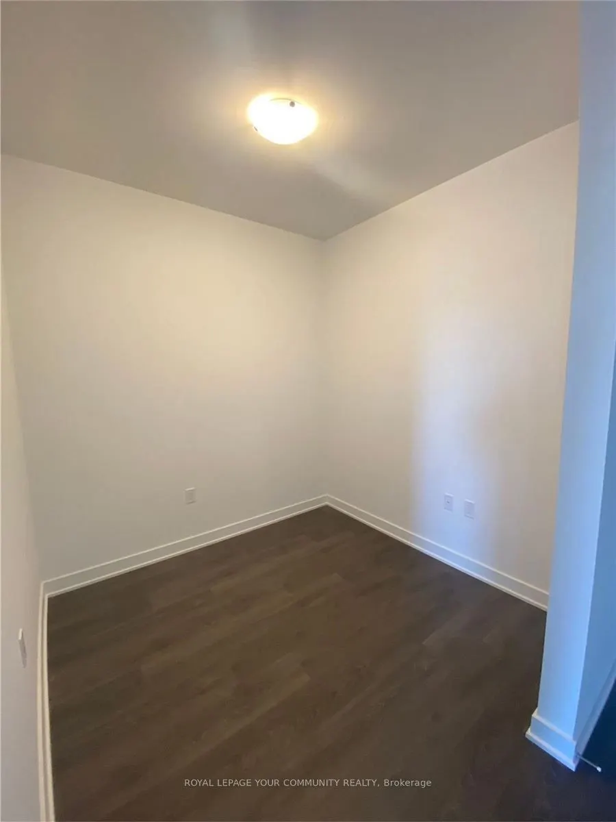 75 Oneida Crescent, #505