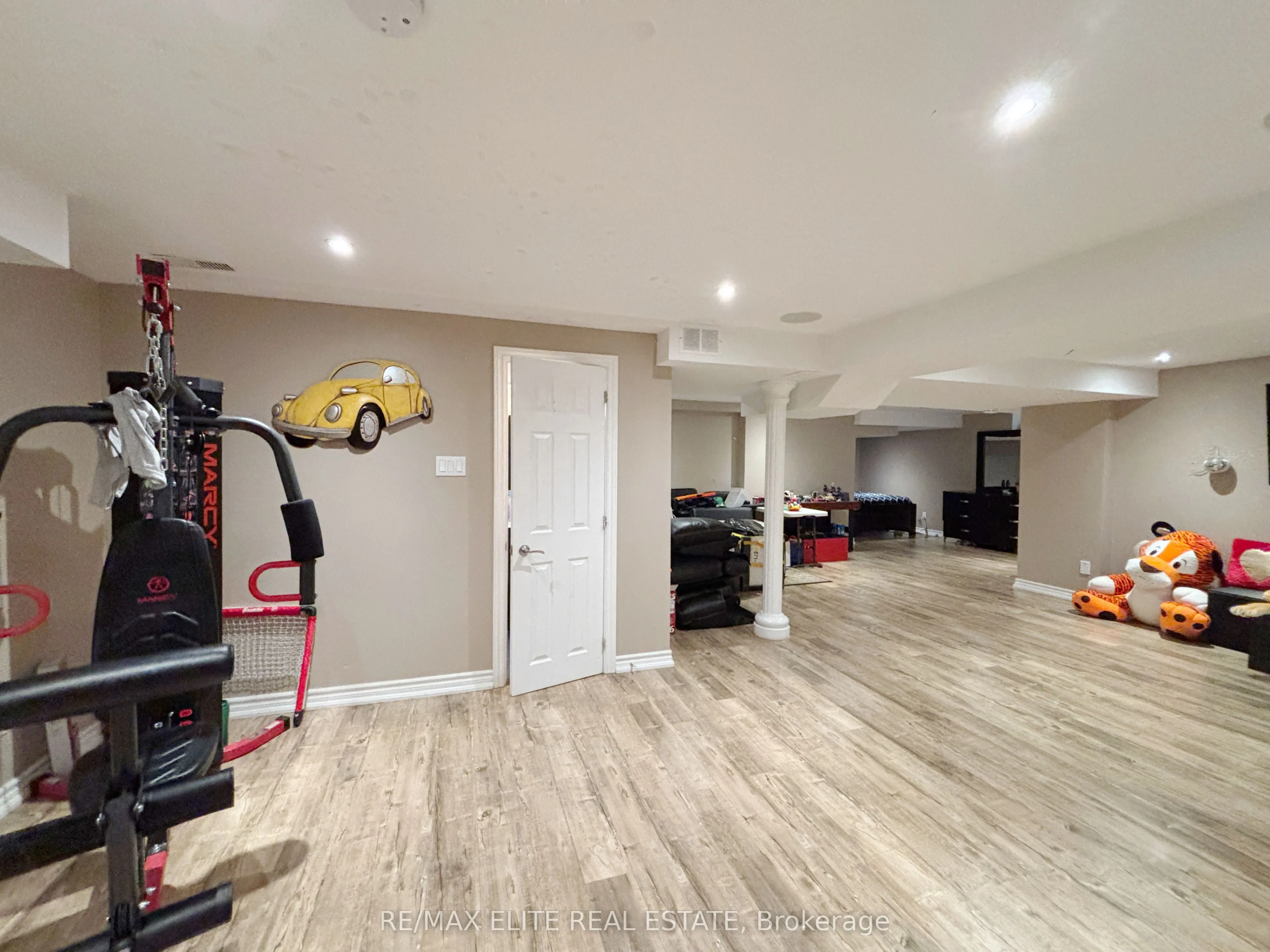 1069 Nellie Little Crescent