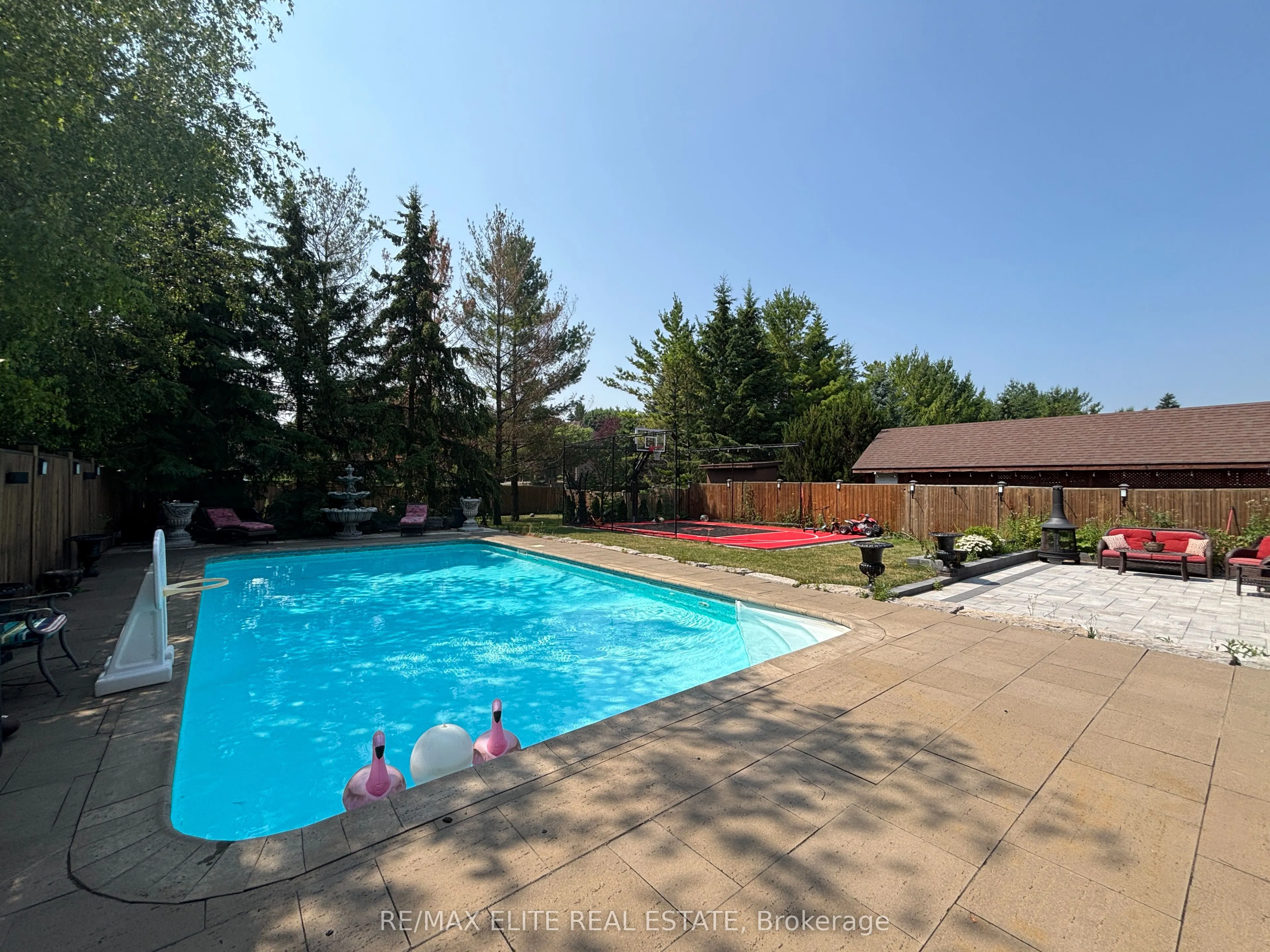 1069 Nellie Little Crescent