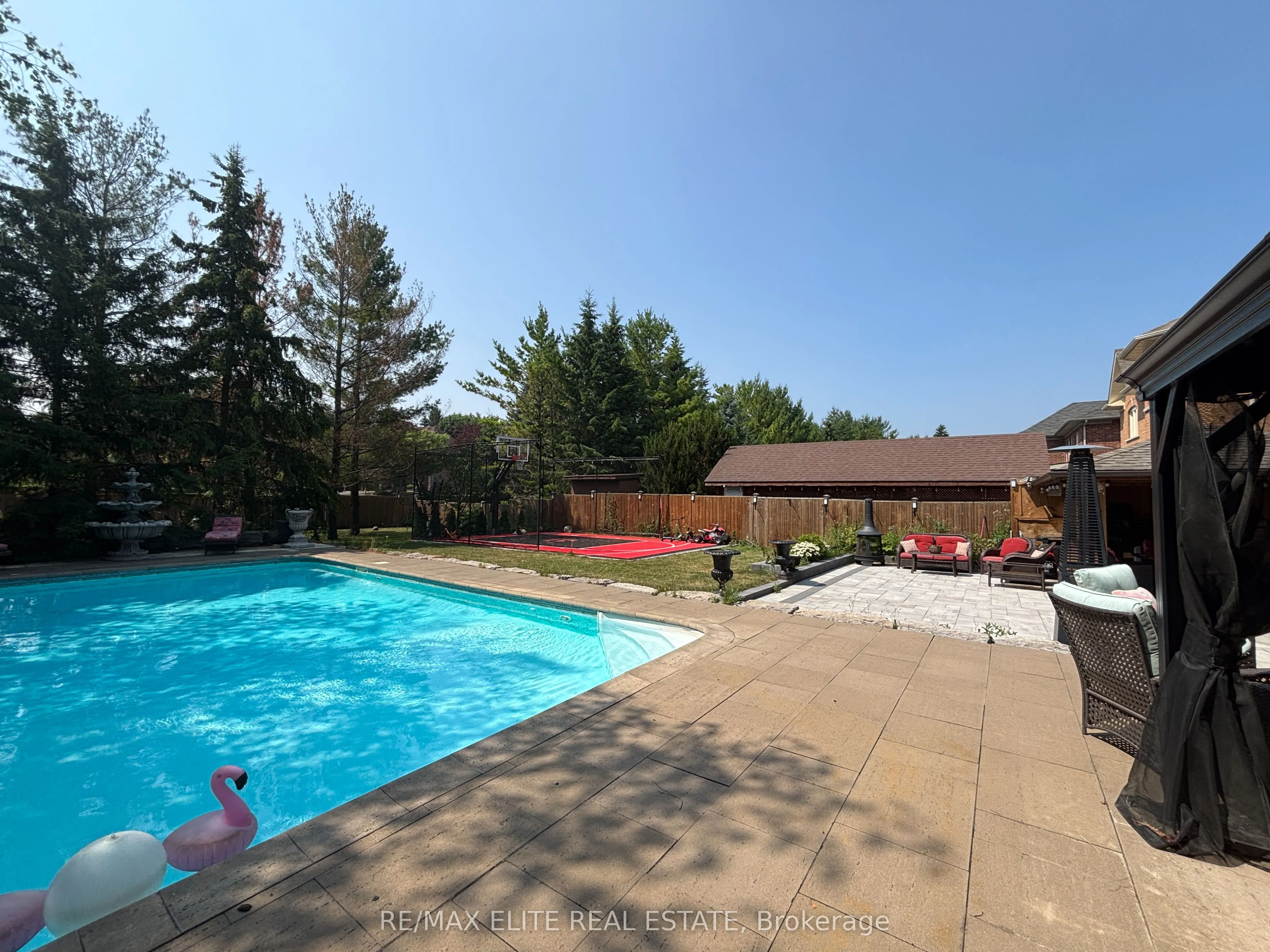 1069 Nellie Little Crescent