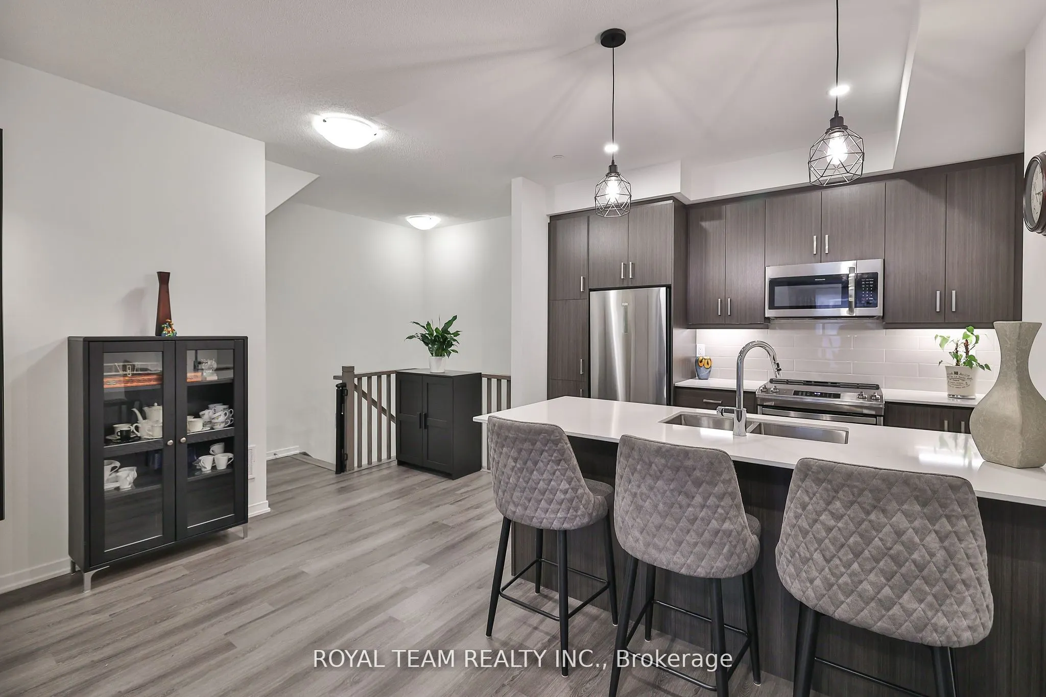 131 Honeycrisp Crescent, #224