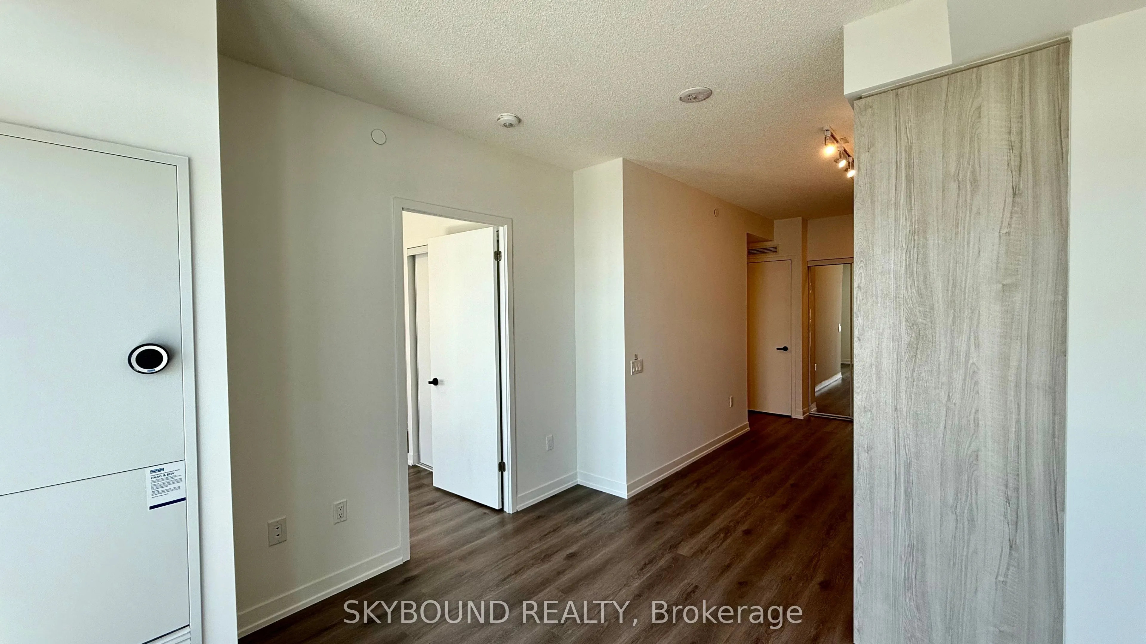 225 Commerce Street, #6115