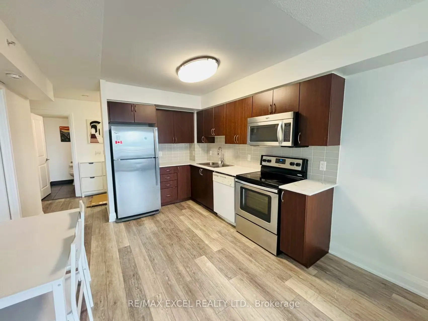 372 Hwy 7 Road E, #327
