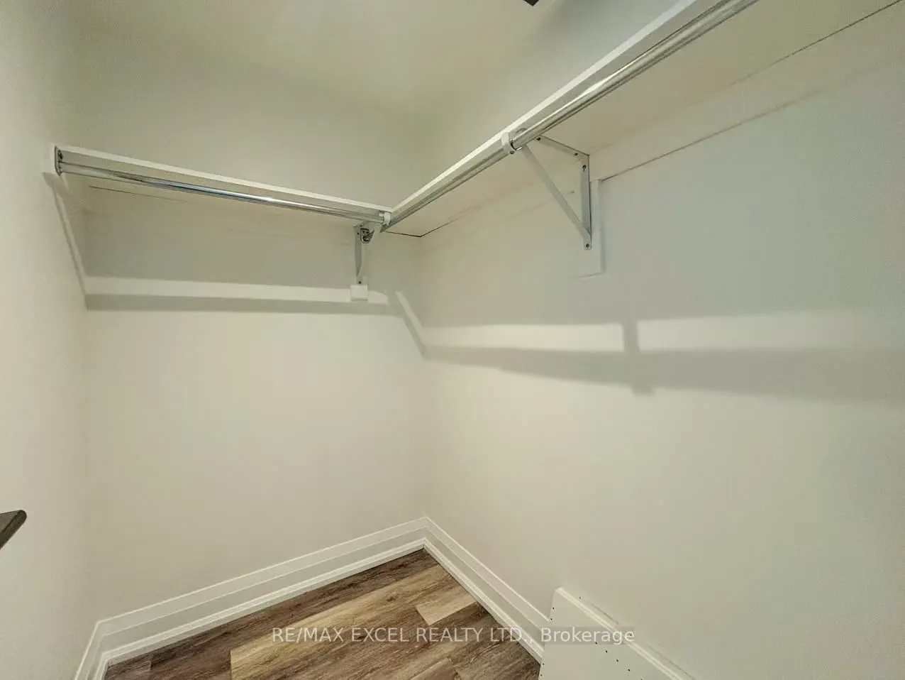 372 Hwy 7 Road E, #327