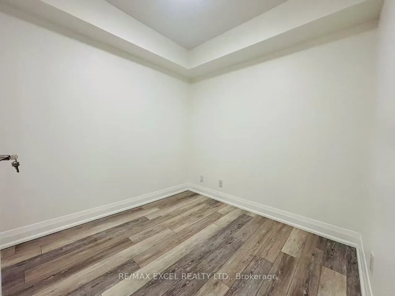 372 Hwy 7 Road E, #327