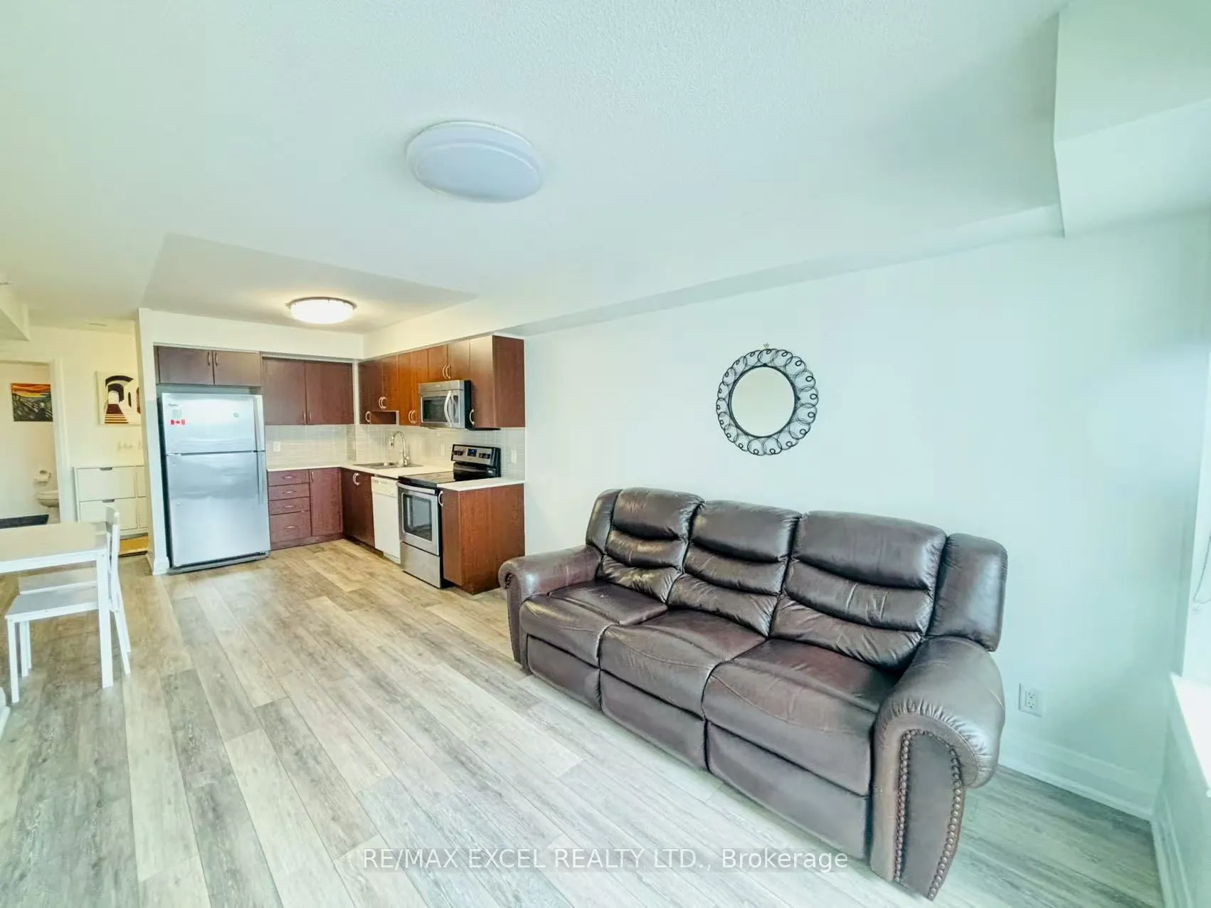 372 Hwy 7 Road E, #327