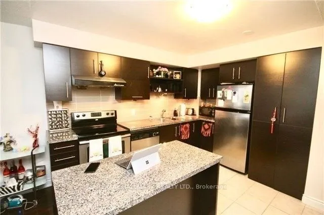 233 South Park Road, #509