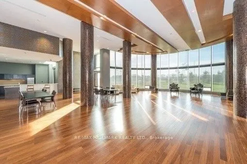 233 South Park Road, #509