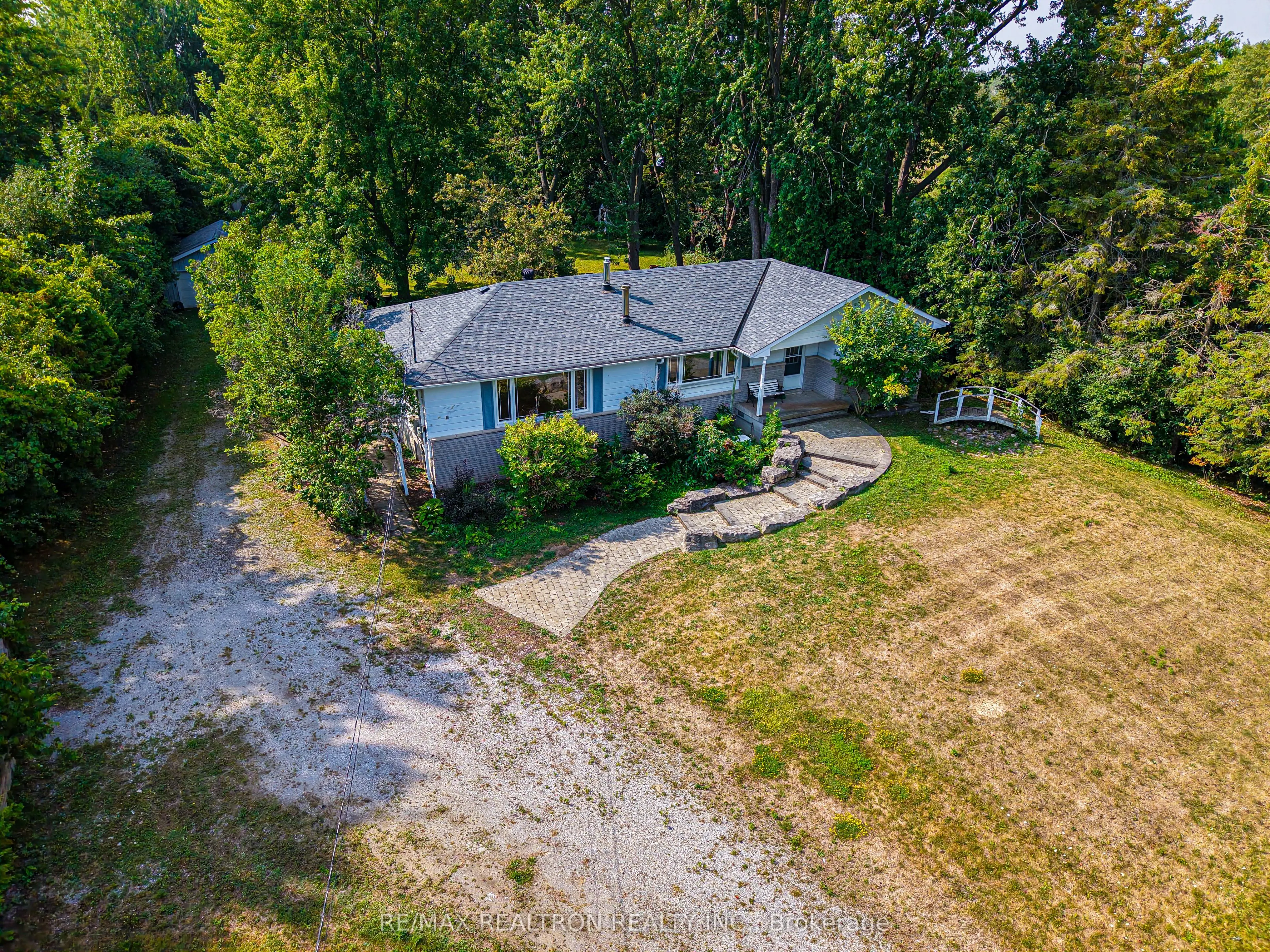 1181 Ravenshoe Road