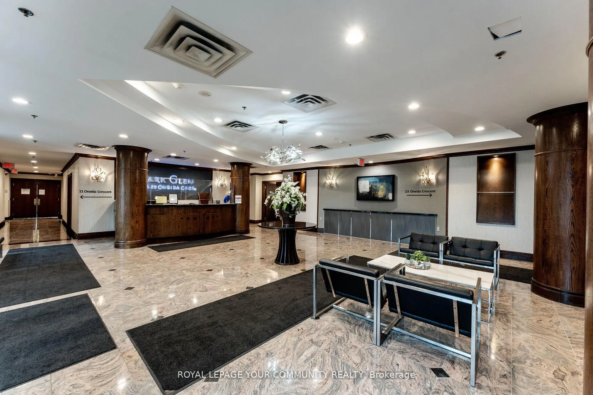 11 Oneida Crescent, #502