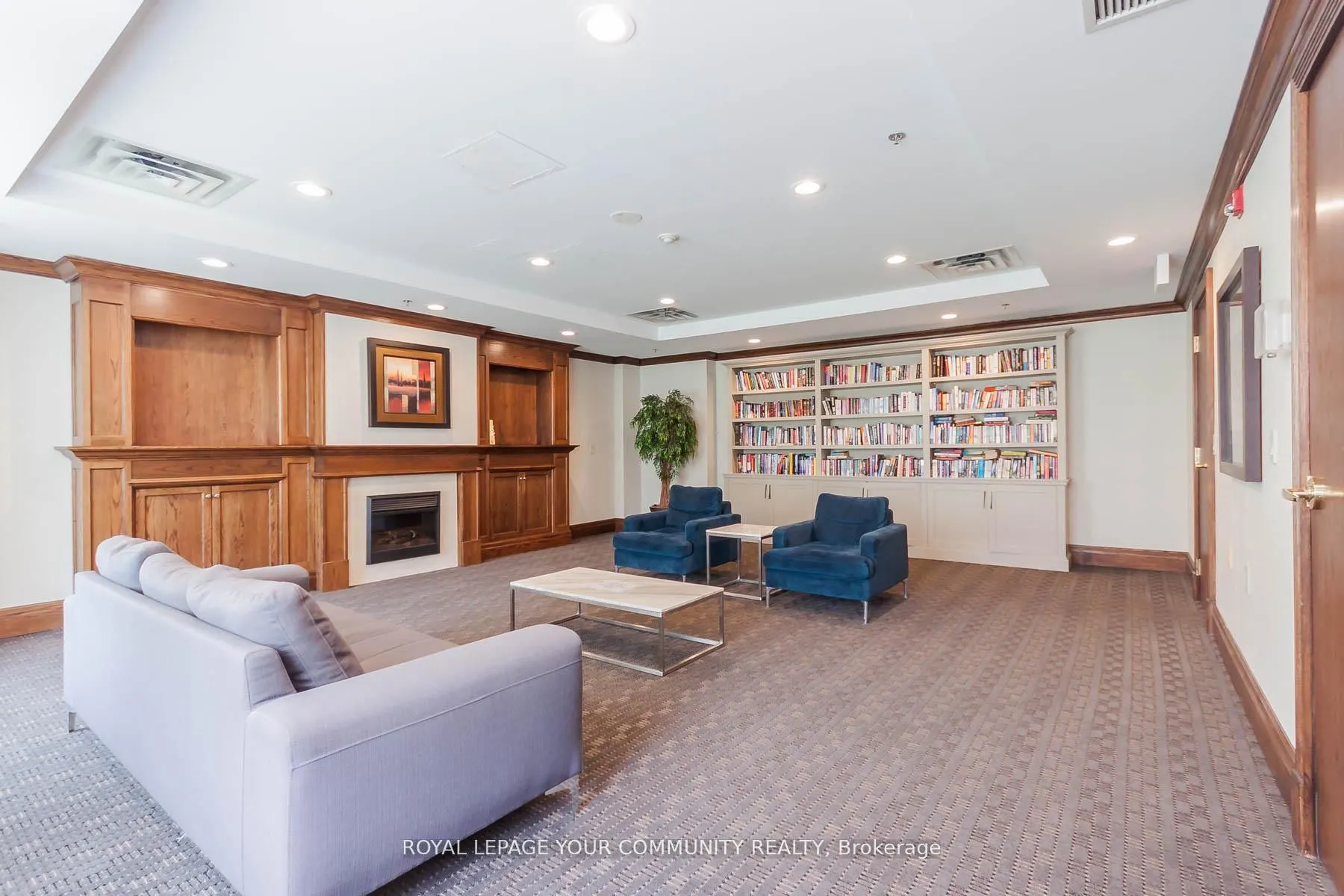 11 Oneida Crescent, #502