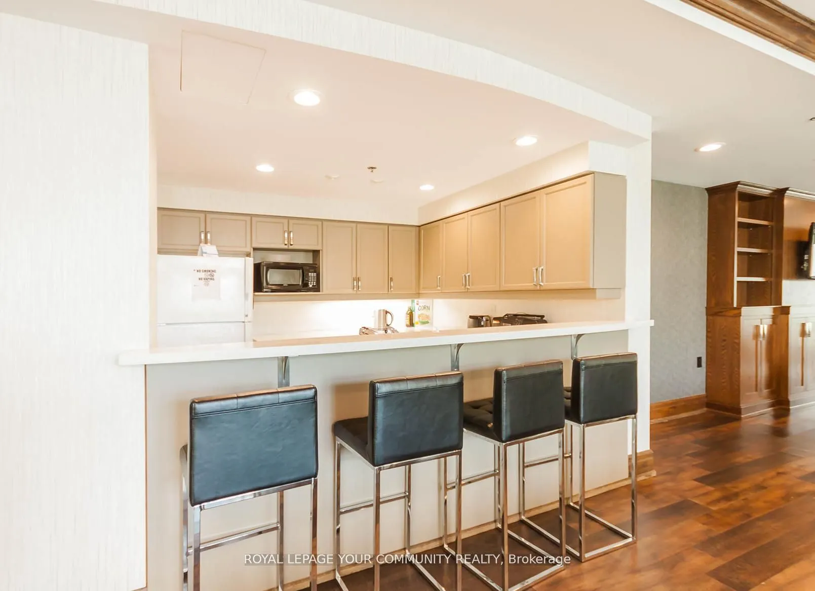 11 Oneida Crescent, #502