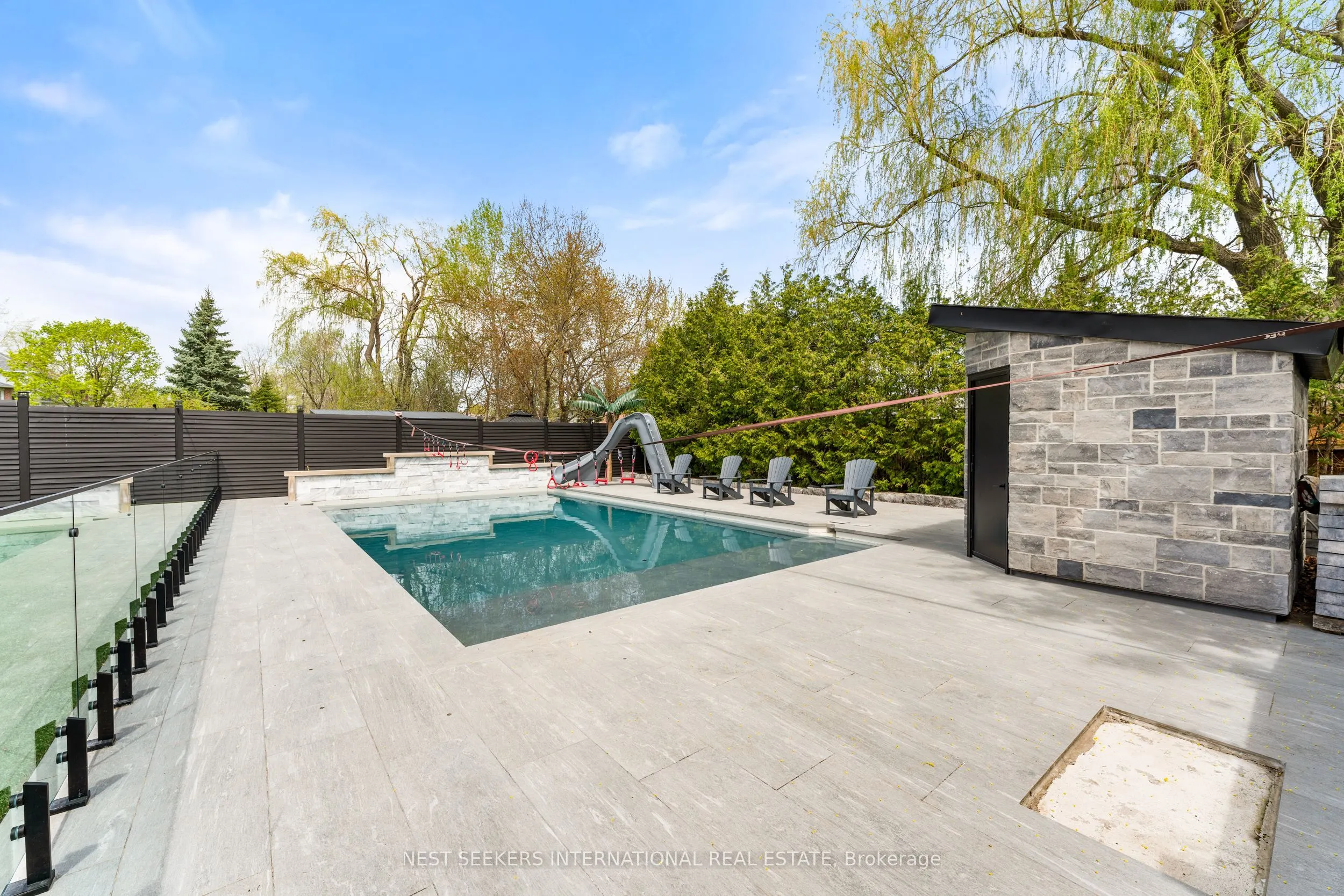 2269 Somers Boulevard