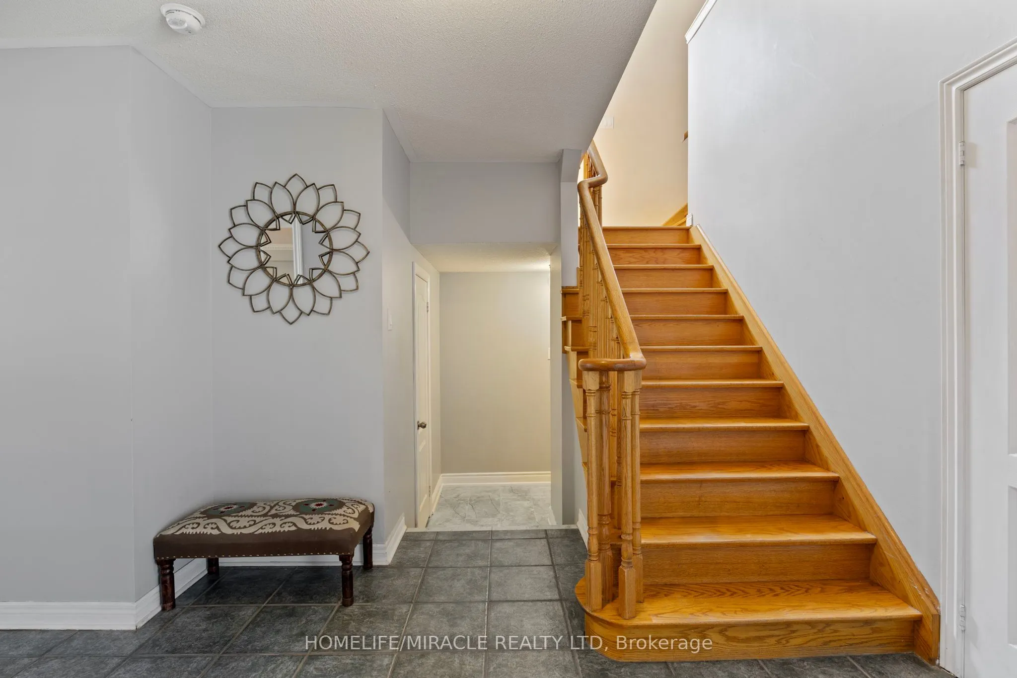 146 Roxbury Street