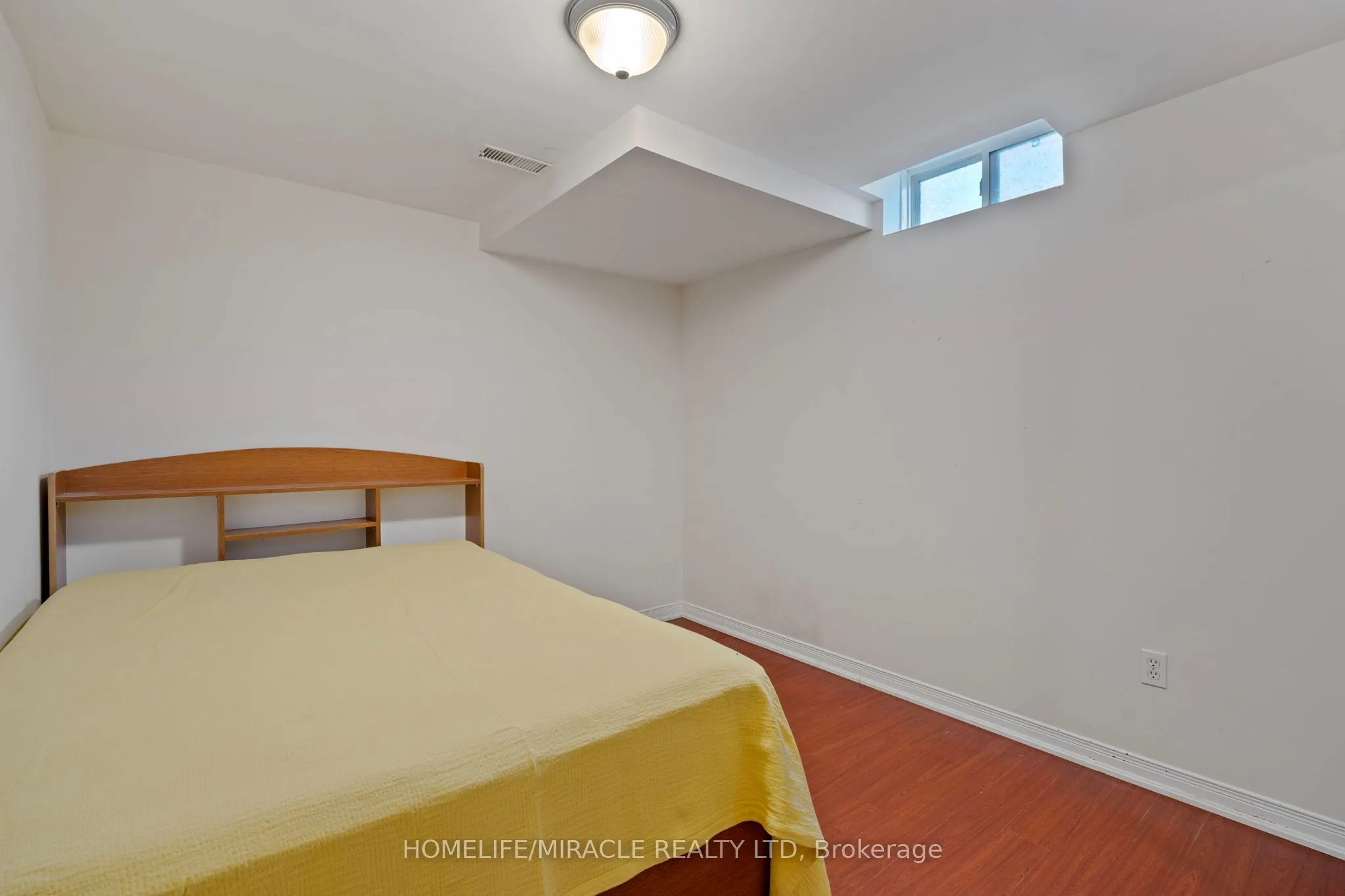 146 Roxbury Street