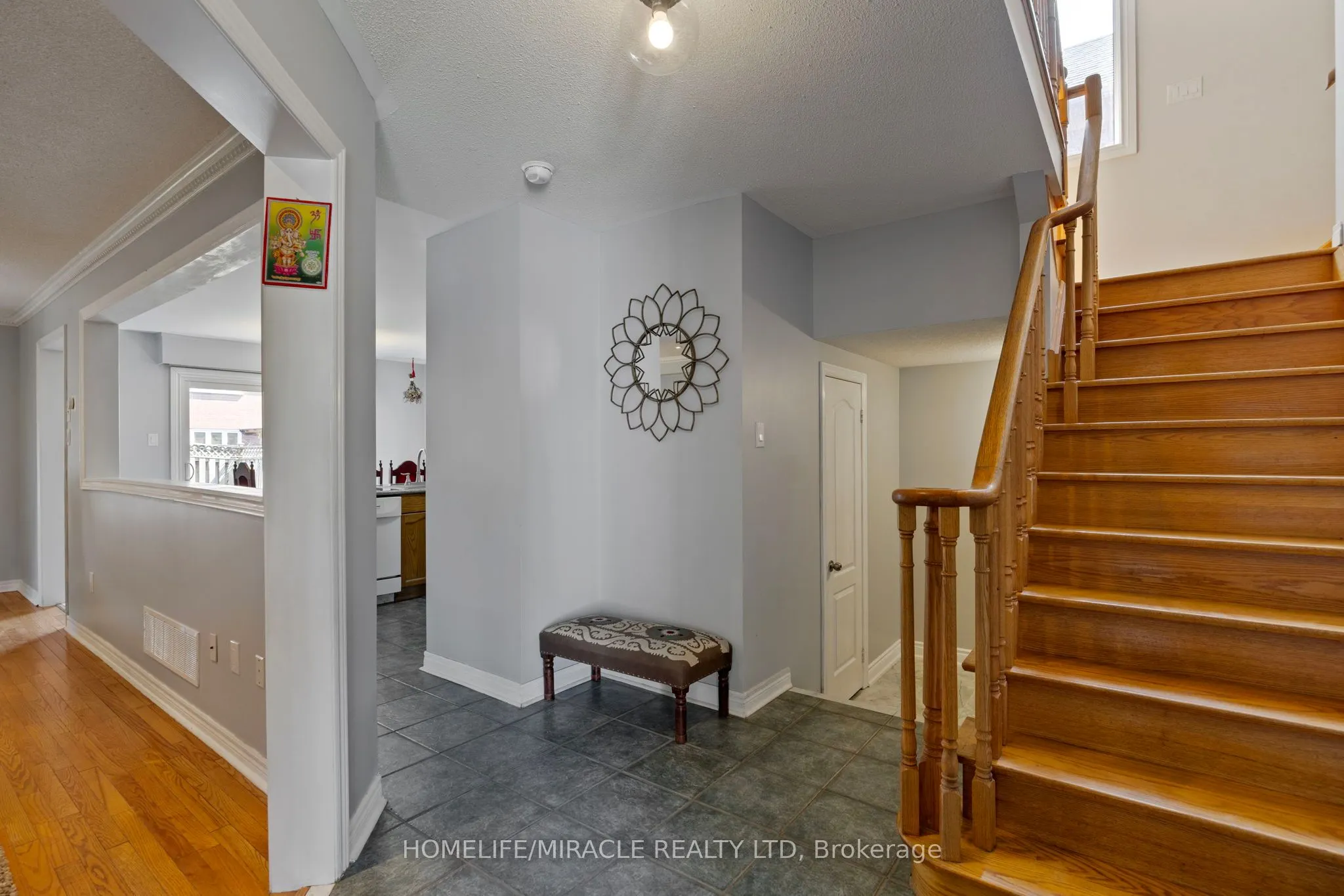 146 Roxbury Street