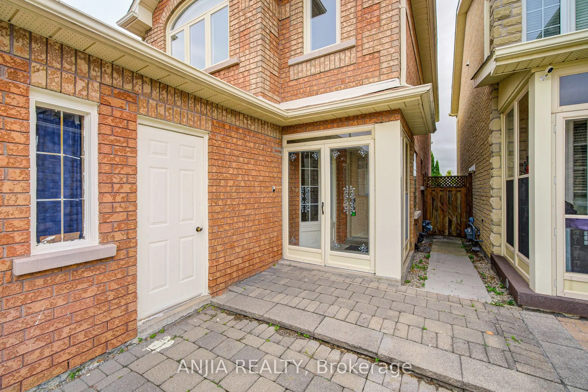 203 Milliken Meadows Drive