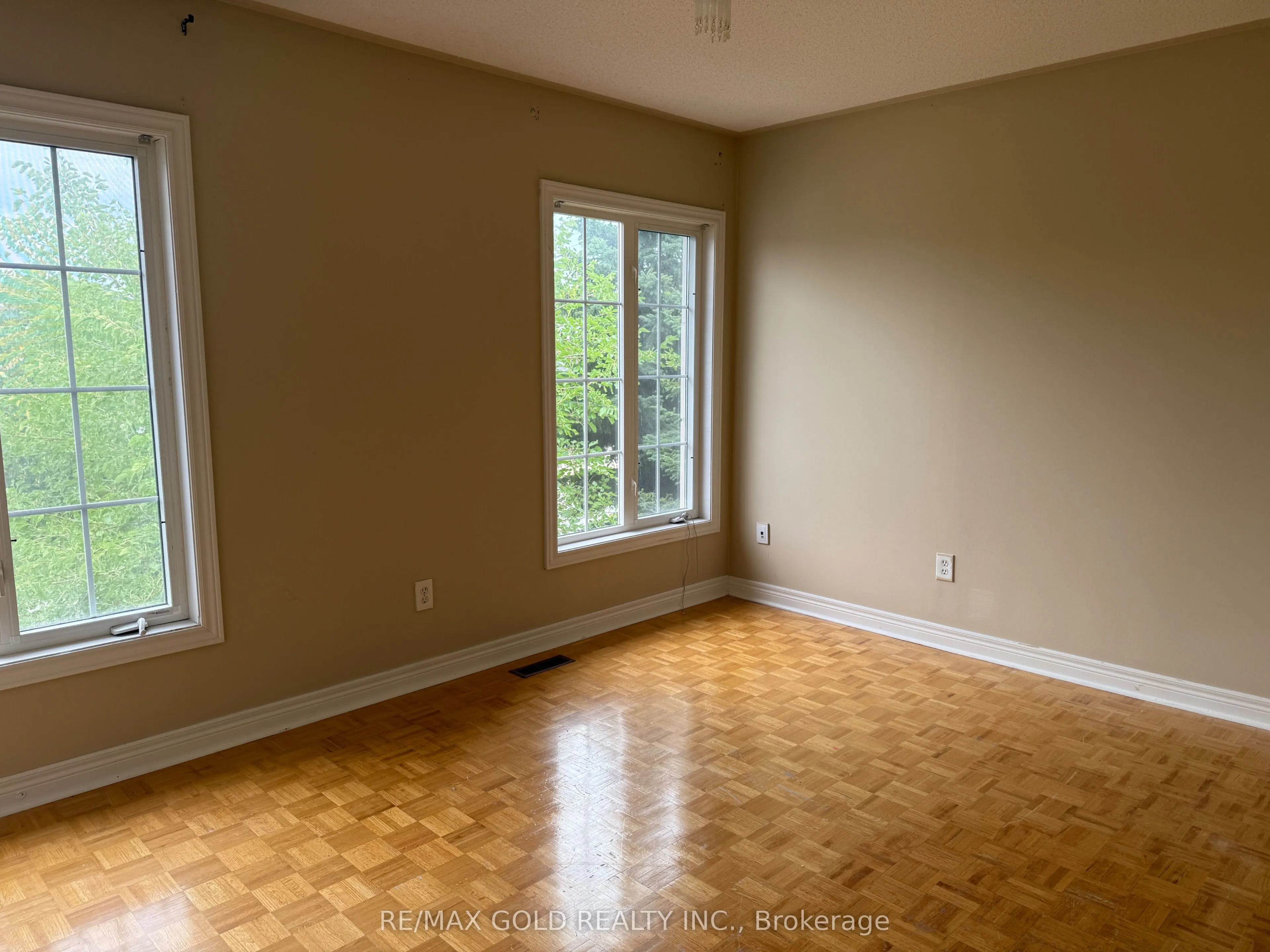159 Monte Carlo Drive, #Upper
