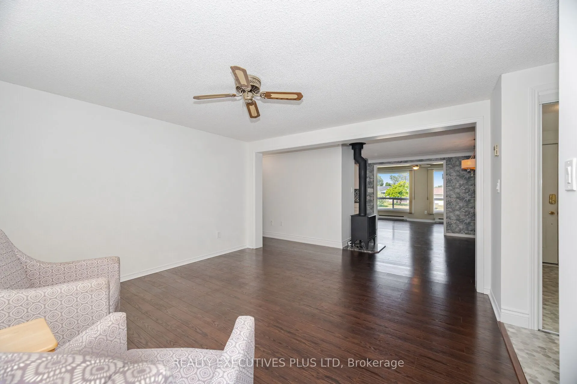 112 Tecumseth Pines Drive