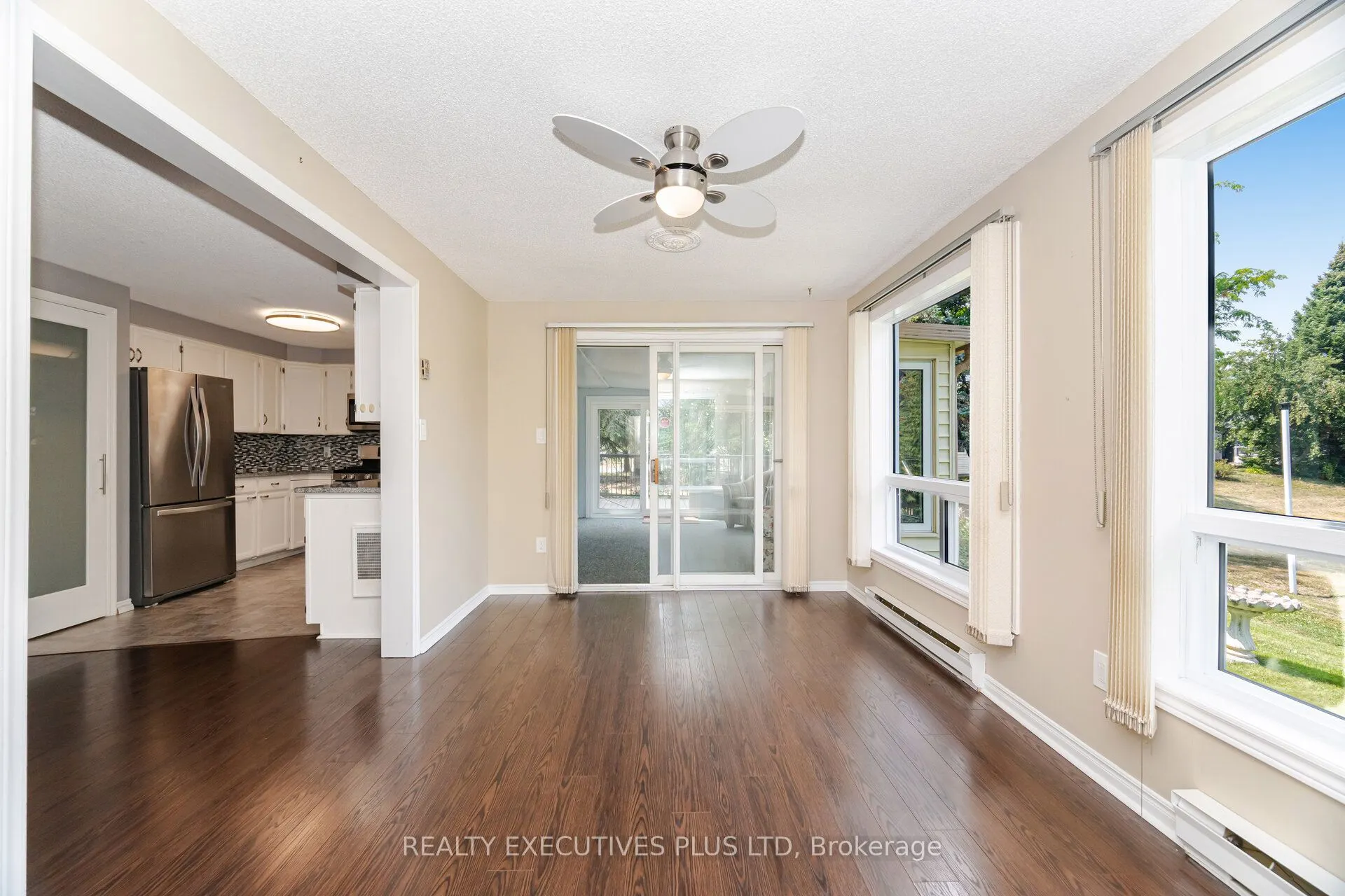 112 Tecumseth Pines Drive