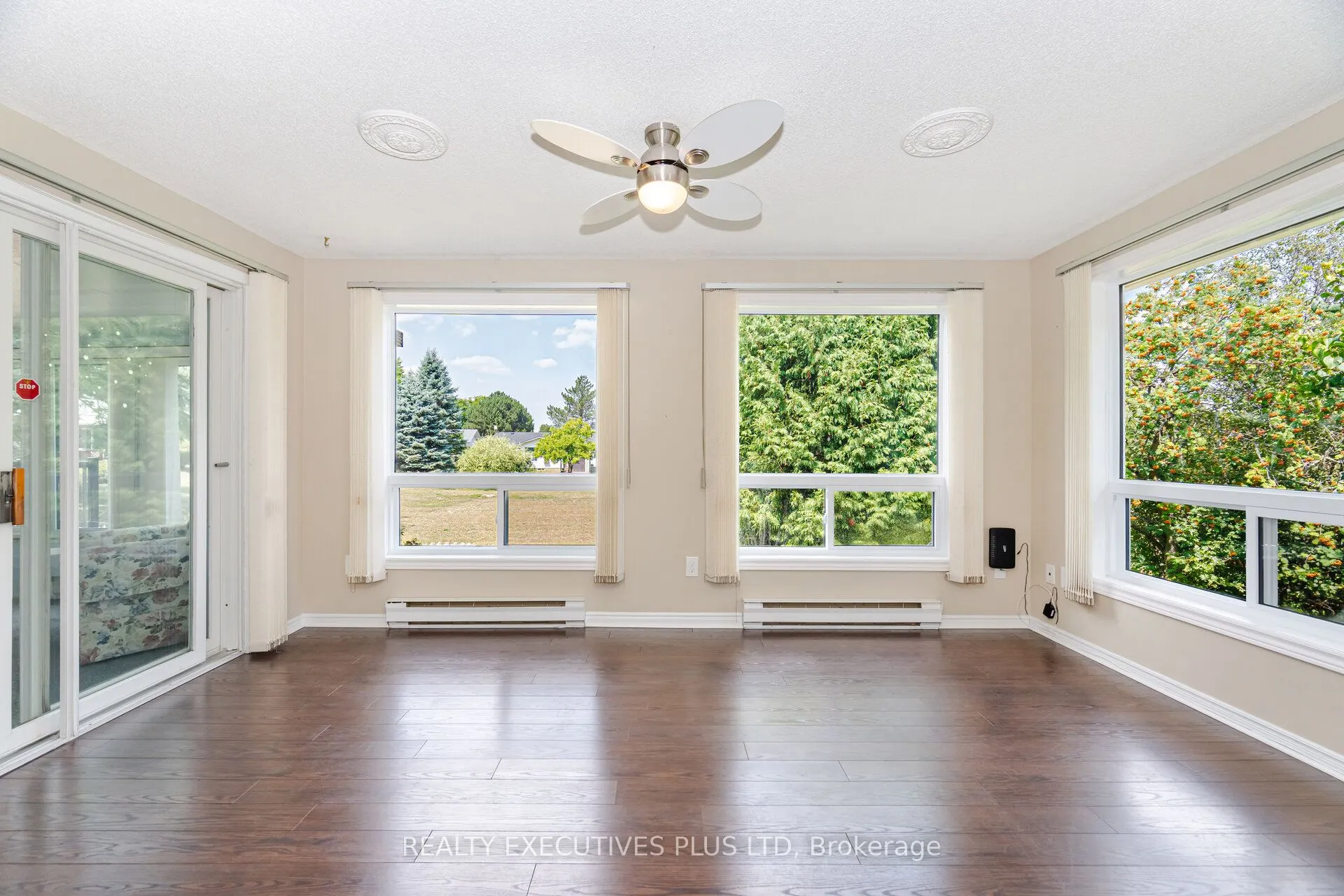 112 Tecumseth Pines Drive
