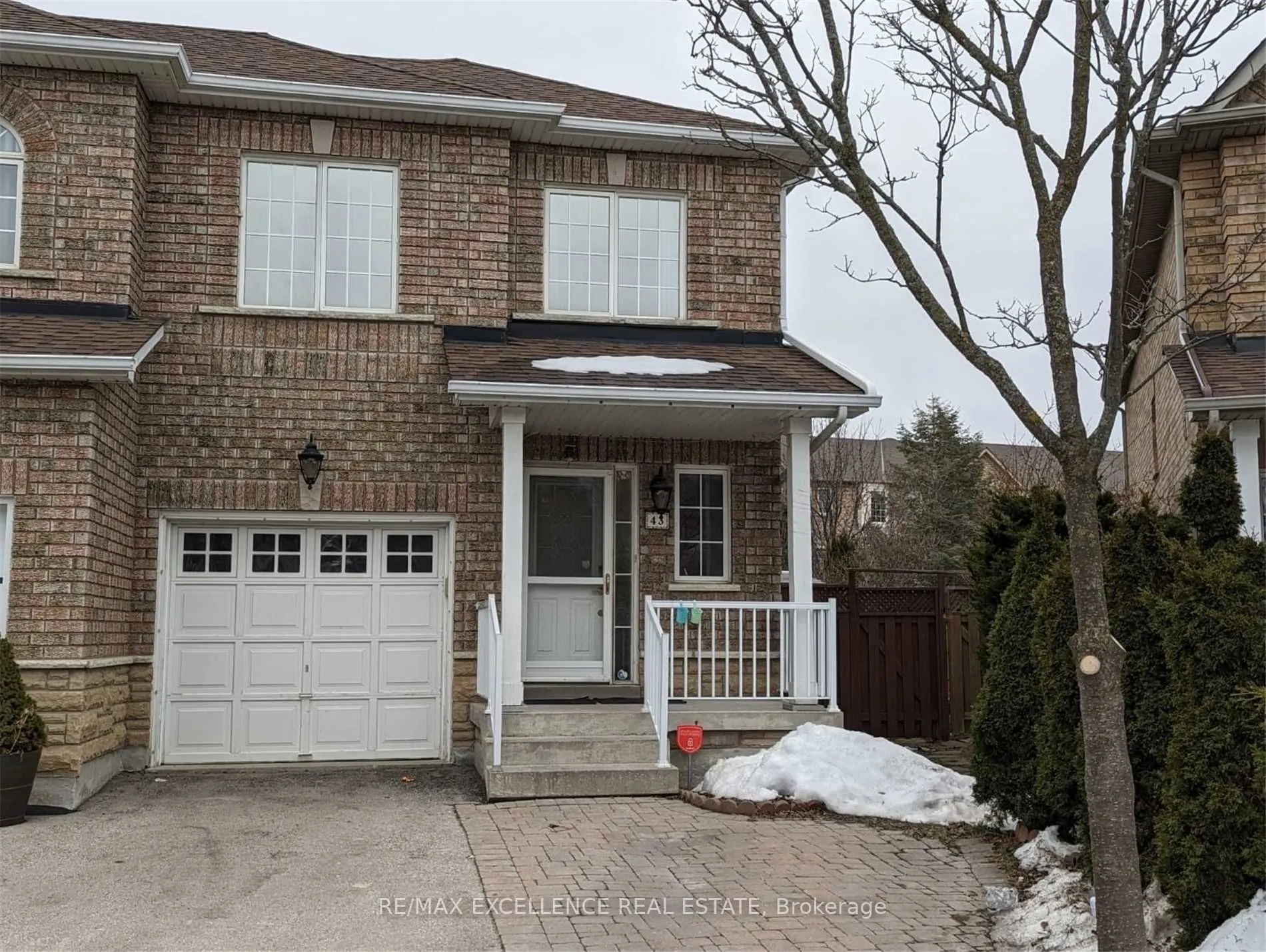 43 Foxchase Avenue