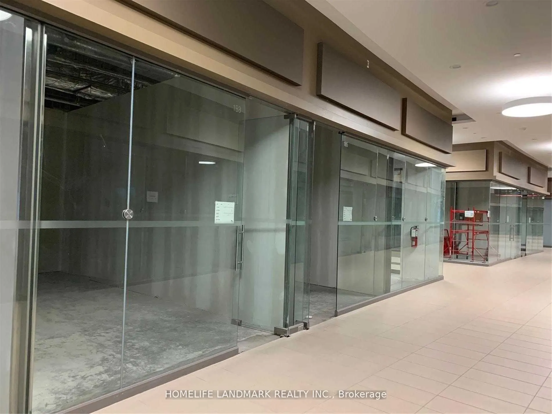 9390 Woodbine Avenue, #1B5