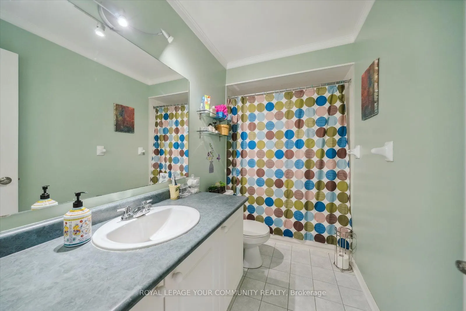 88 English Oak Drive