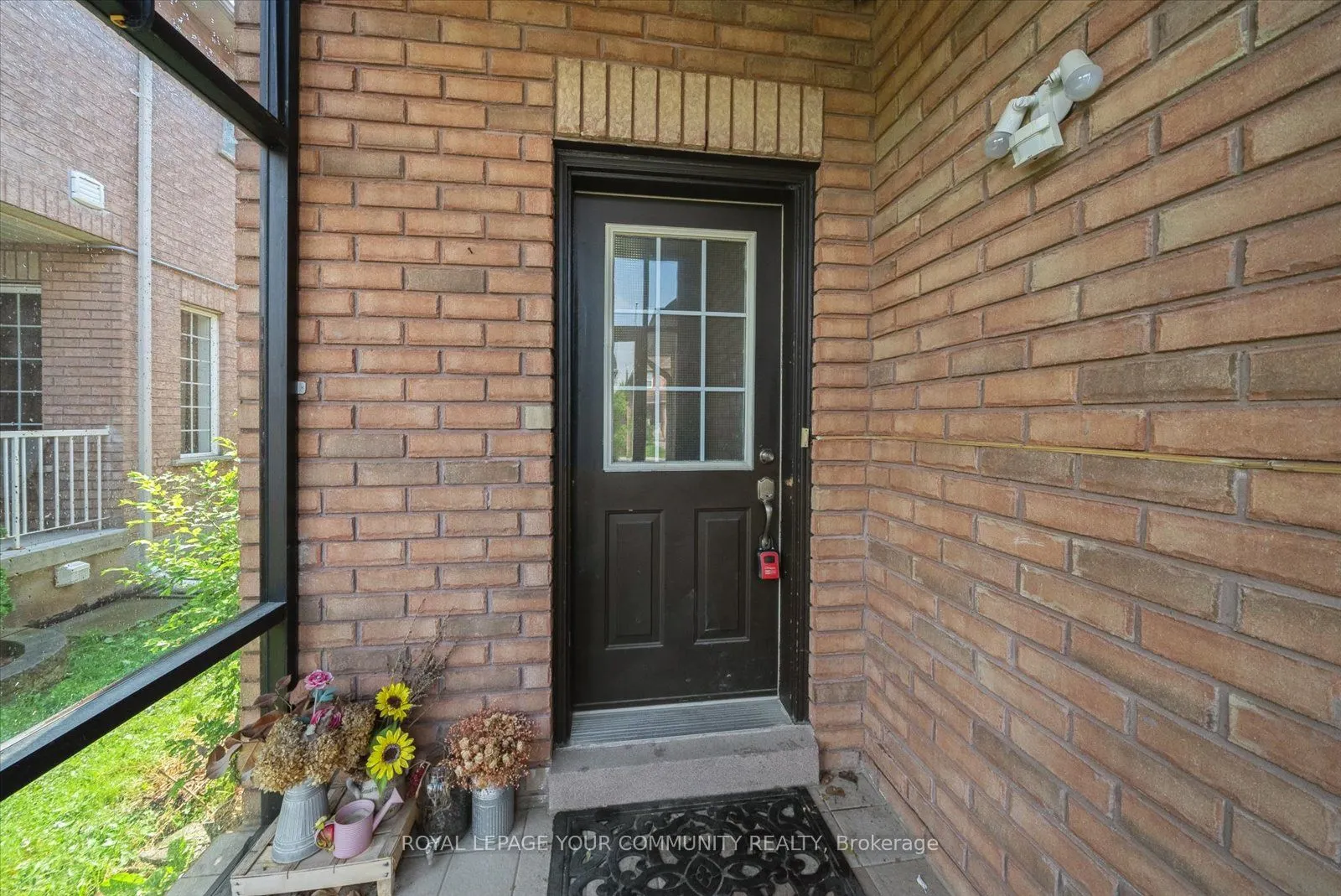 88 English Oak Drive