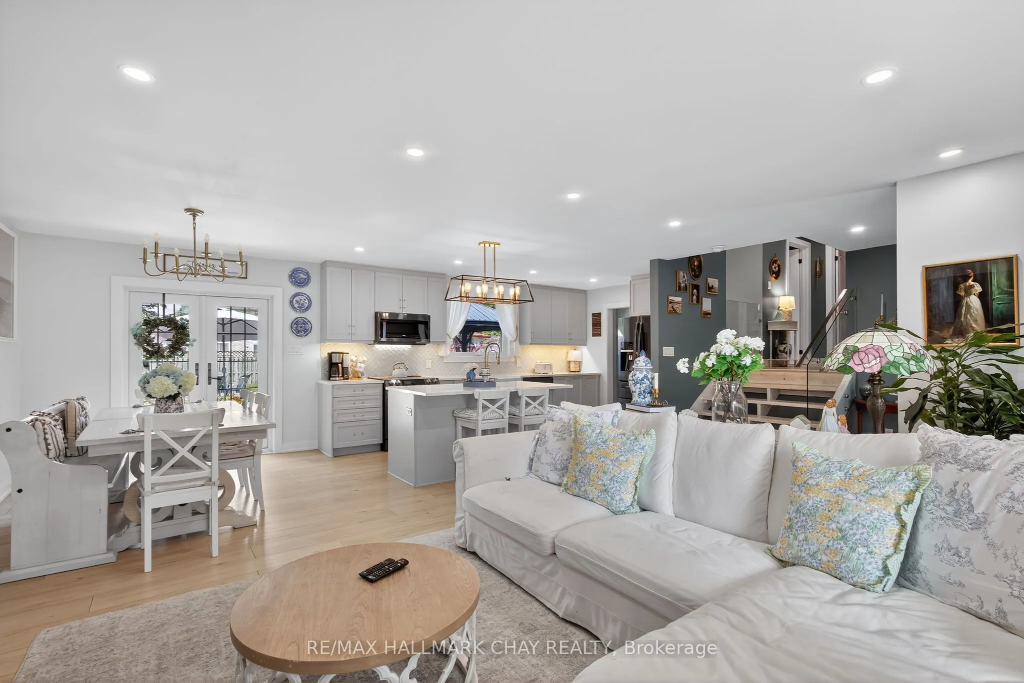 1180 Shore Acres Drive