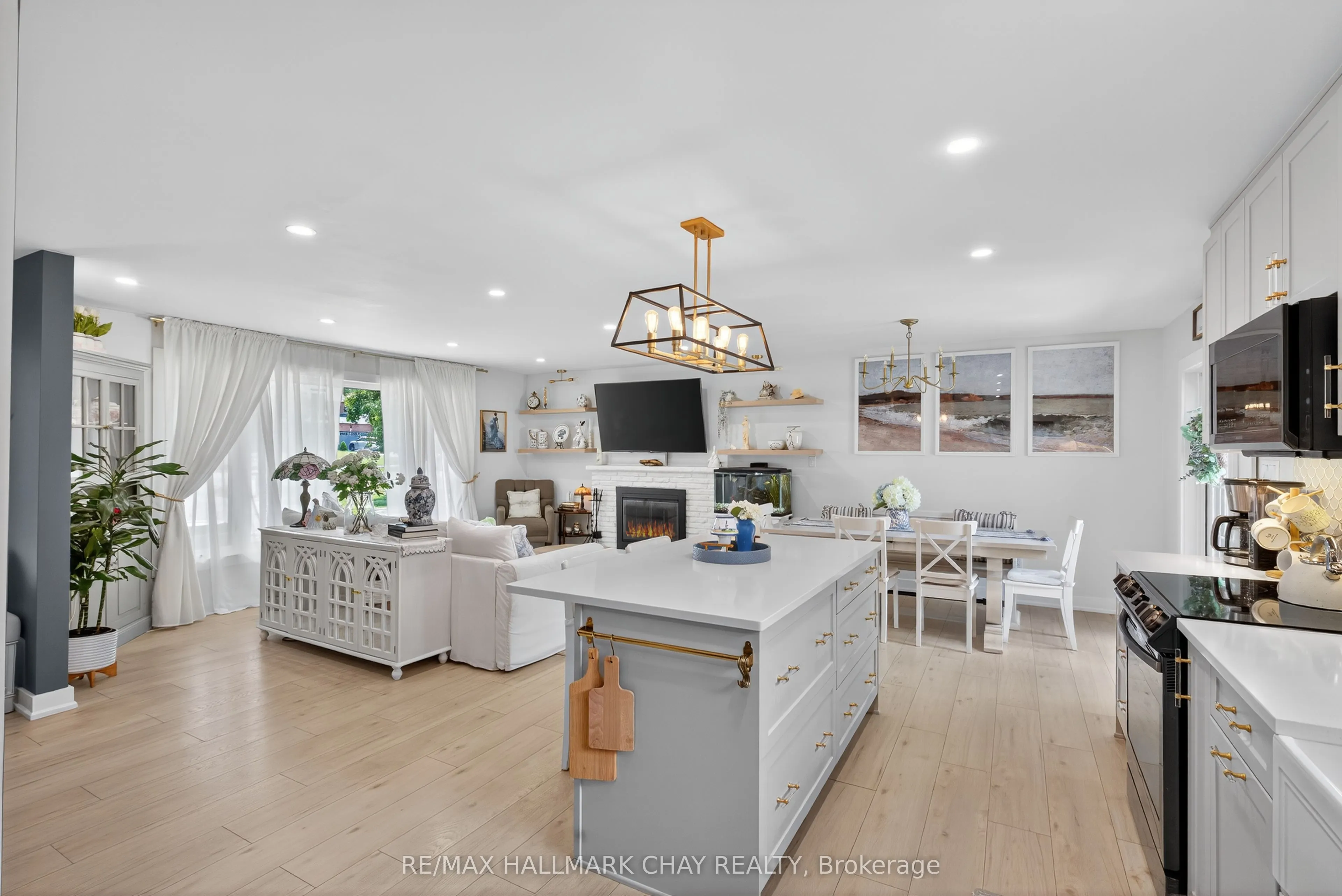 1180 Shore Acres Drive