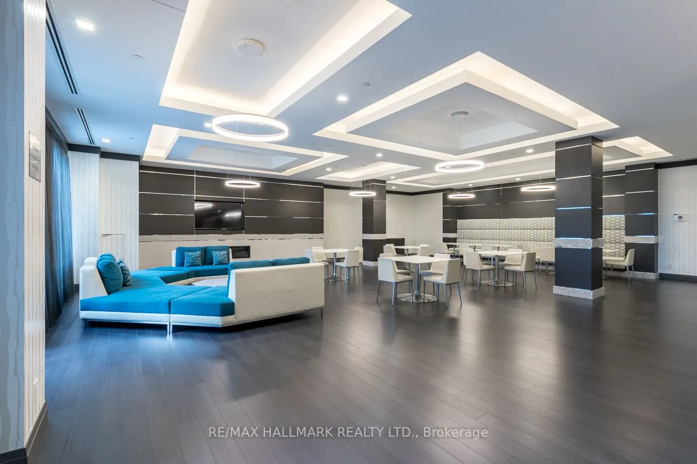 3600 Highway 7, #404