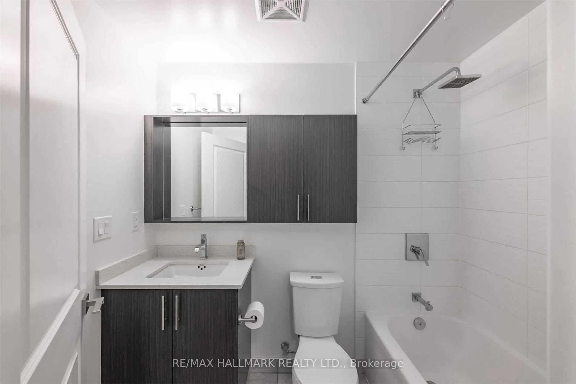 3600 Highway 7, #404