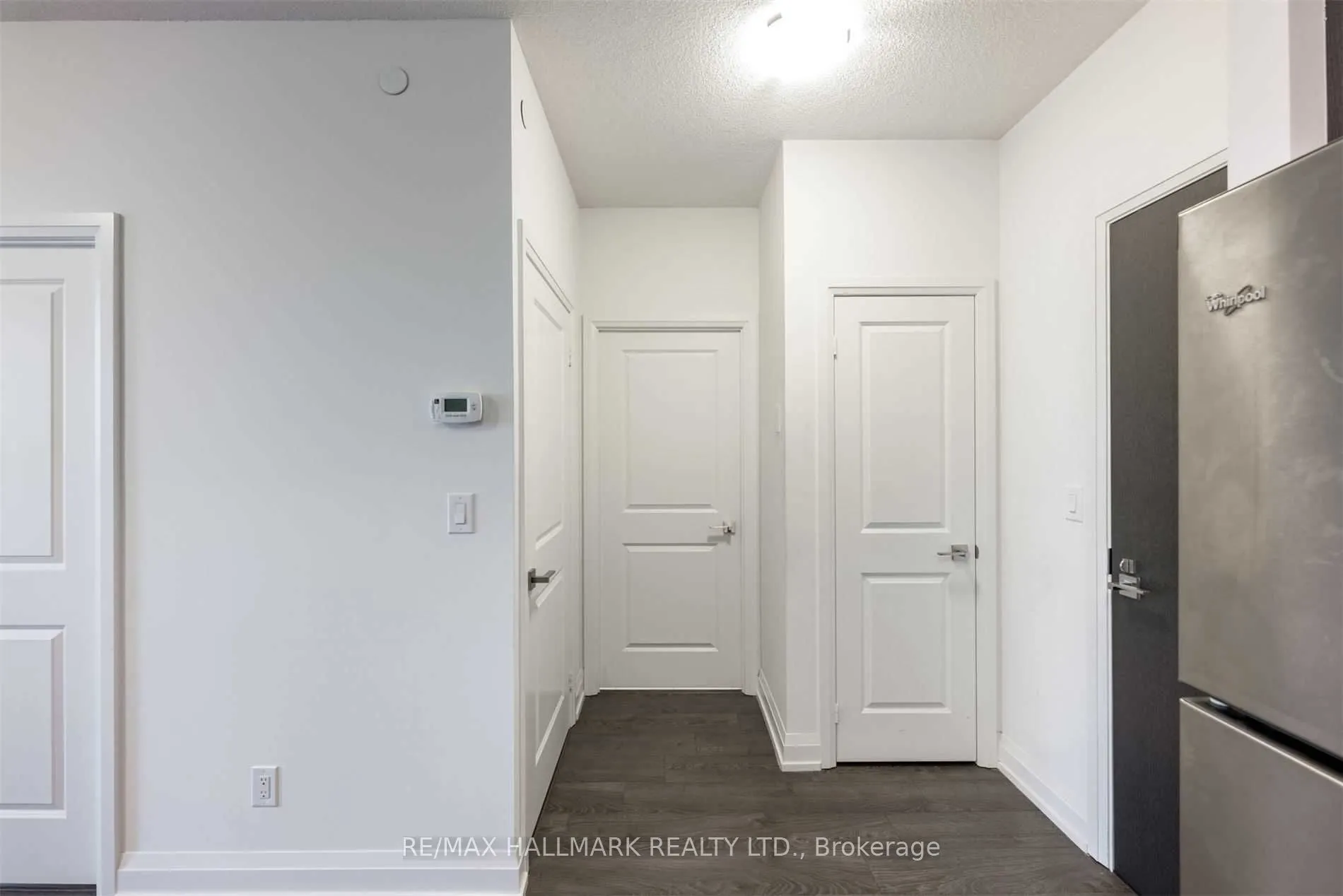3600 Highway 7, #404