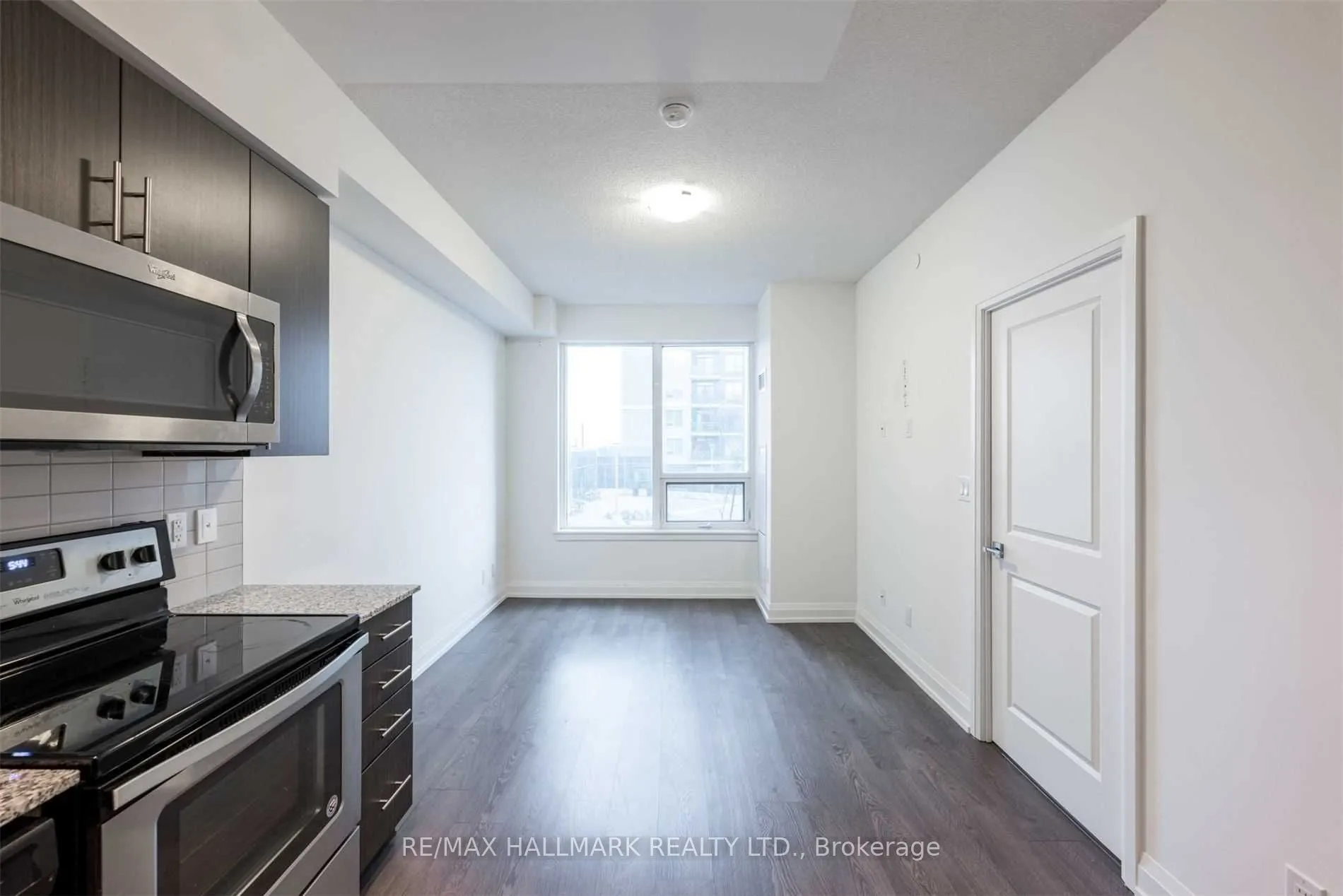 3600 Highway 7, #404