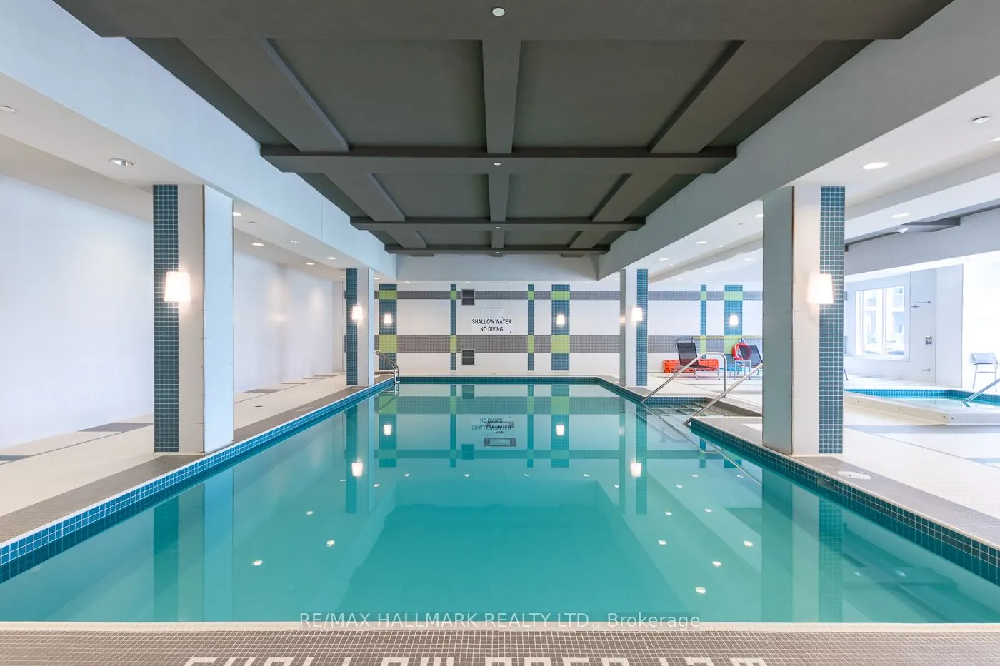 3600 Highway 7, #404