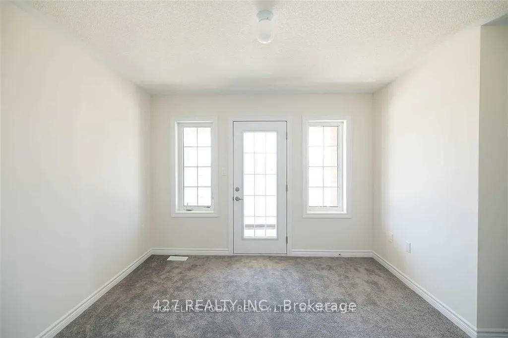 47 Strathgreen Lane