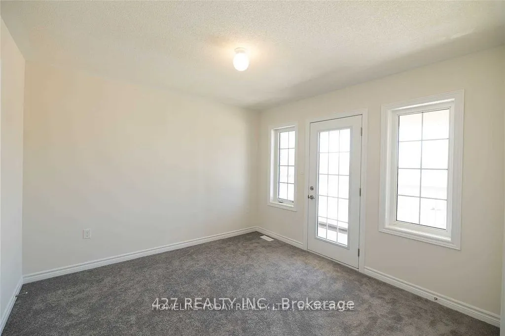 47 Strathgreen Lane