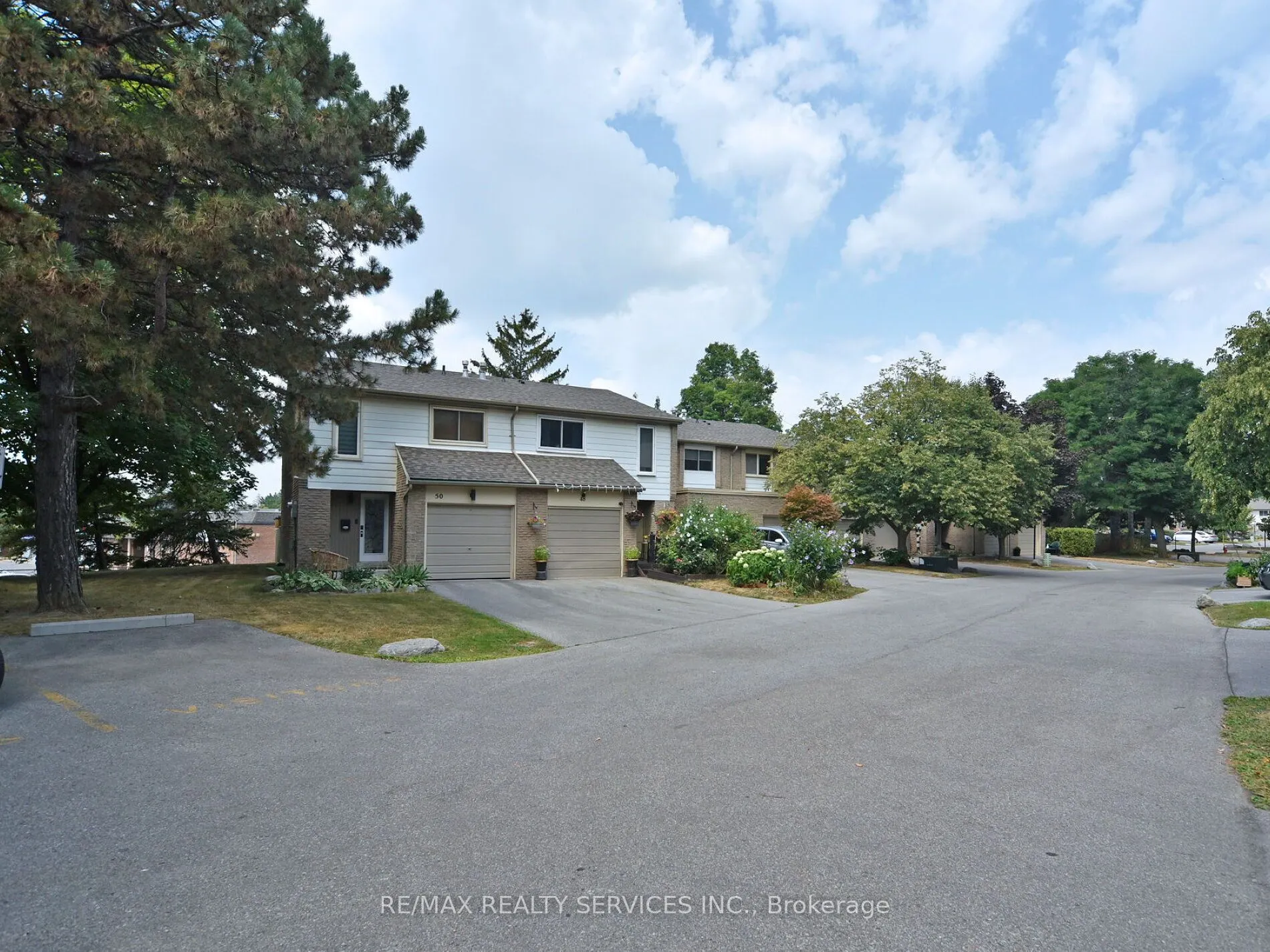 46 Lindisfarne Way E, #80
