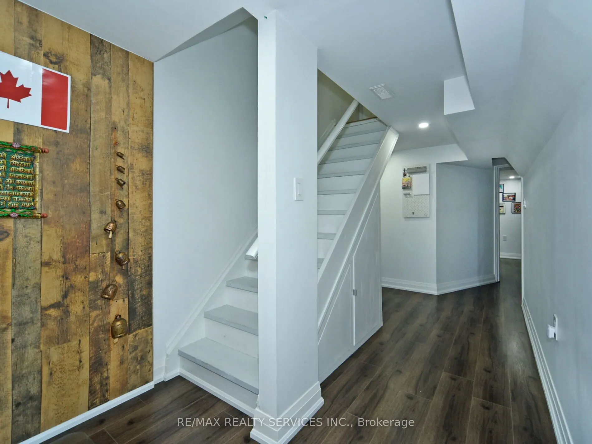 46 Lindisfarne Way E, #80