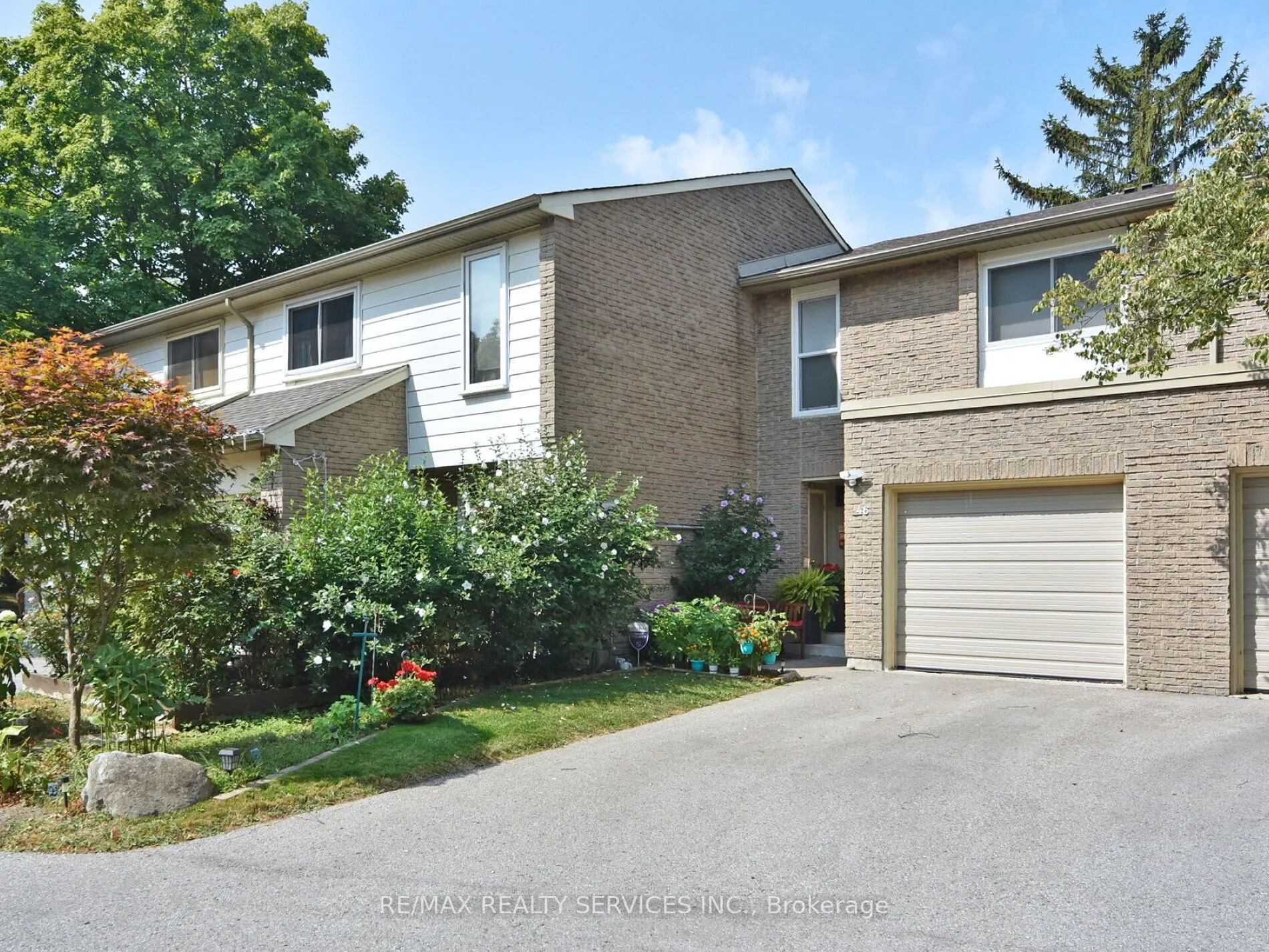 46 Lindisfarne Way E, #80